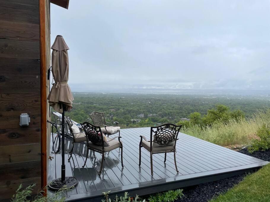 Luxury Alpine Treehouse Villa Holladay Exterior photo